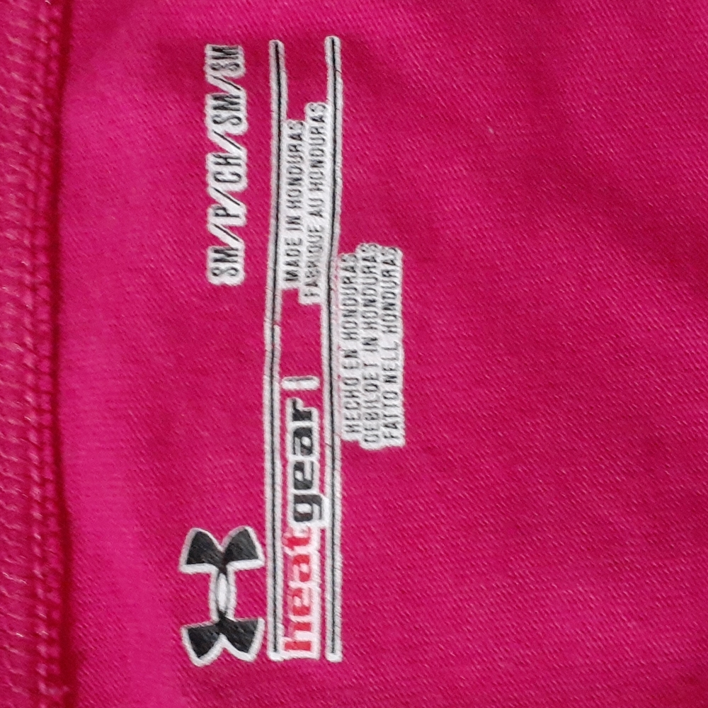Under Armour Women's HeatGear Short Sleeve Athletic Top Size S (Petite) - Picture 4 of 4